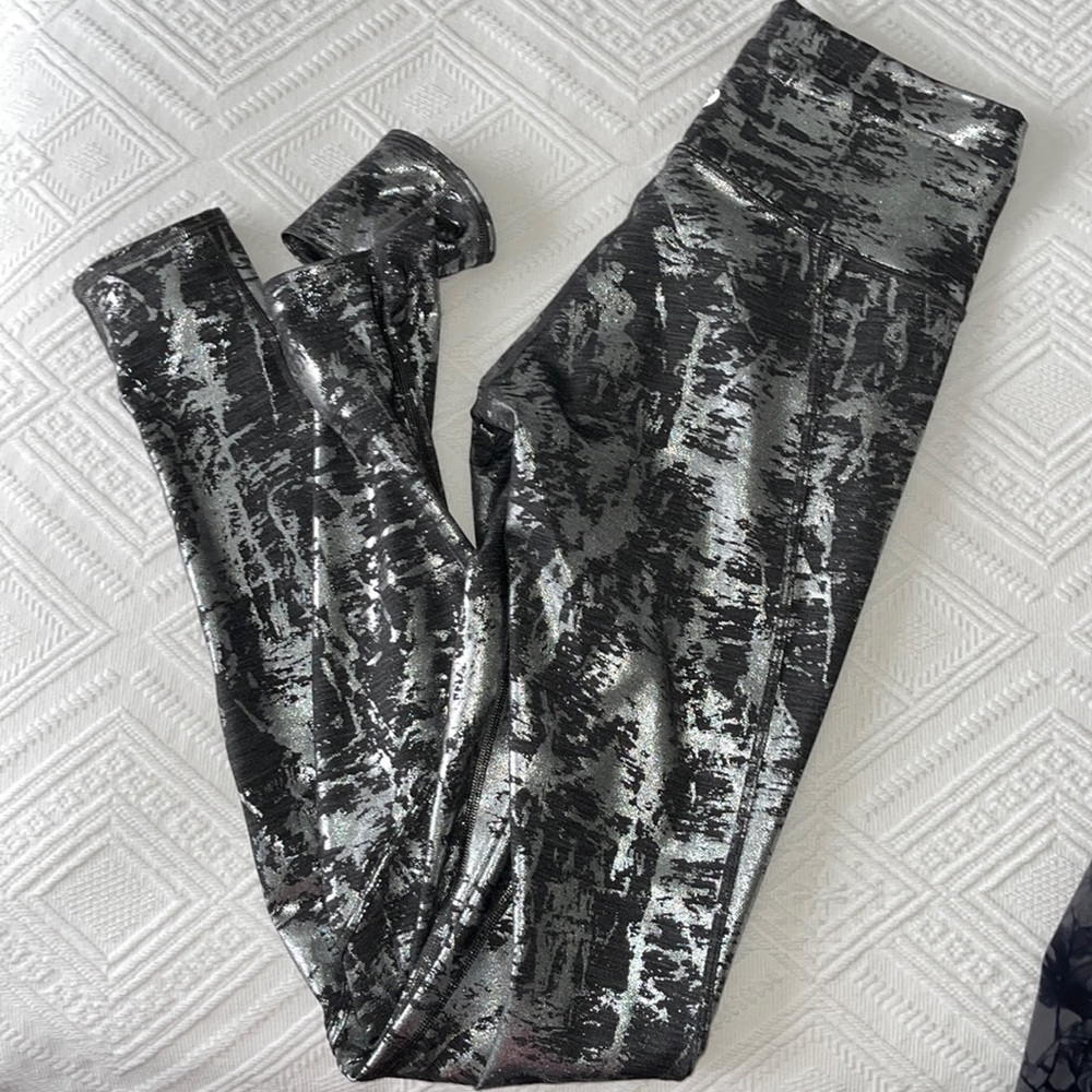 Lululemon movement to movement tights
